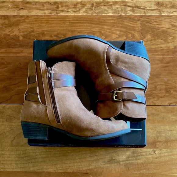 Lane Bryant Strap Booties - 9W, Wide Calf - Picture 3 of 5